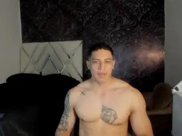Chaturbate Nude Webcam of andrew_jhones