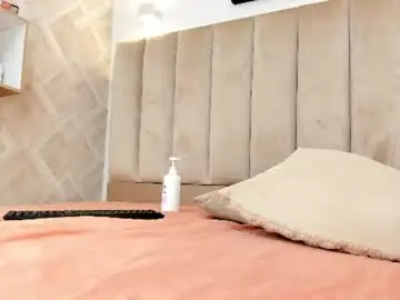 Chaturbate Nude Webcam of anniie_queen
