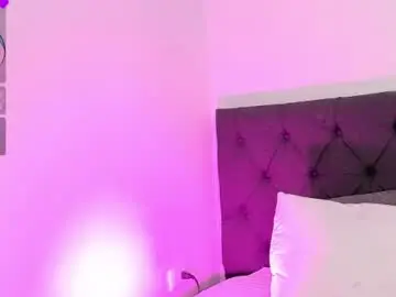 Chaturbate Best live sex cam show of evelynhoward23