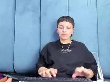 Chaturbate Live Sex Cam of megan_thompsonn_