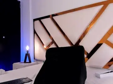 Chaturbate Sex Cam of aron_cruz12