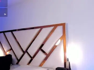 Chaturbate Nude Webcam of aron_cruz12