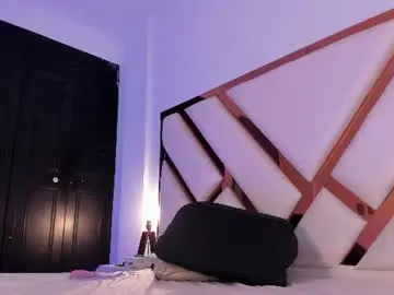 Chaturbate Free Porn Cam of aron_cruz12