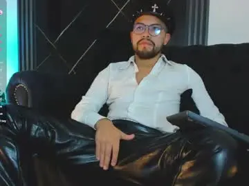 Chaturbate Live Sex Cam of lucca_mallard