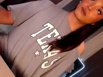 Chaturbate Live Porn of tina_allure