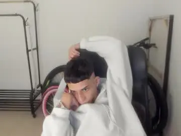 Chaturbate Adult Video Chat of white_master444