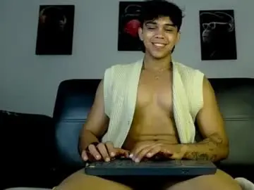 Chaturbate Adult Video Chat of noah_prada14