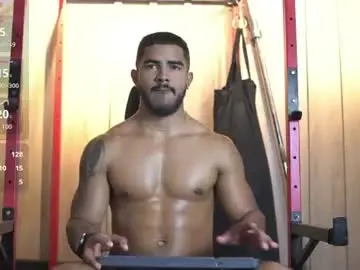 Chaturbate Live Sex Cam of reik_von