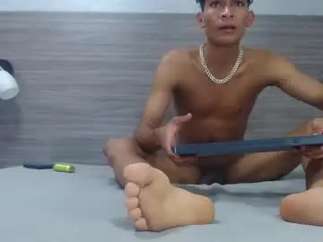 Chaturbate Nude Webcam of clarense_bill