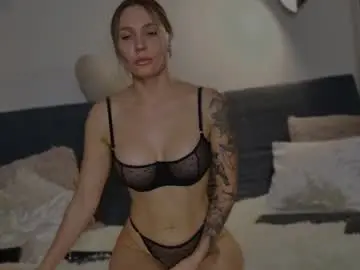 Chaturbate Best live sex cam show of lilithra_