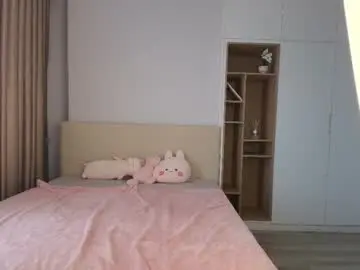 Chaturbate Nude Webcam of mina_moons