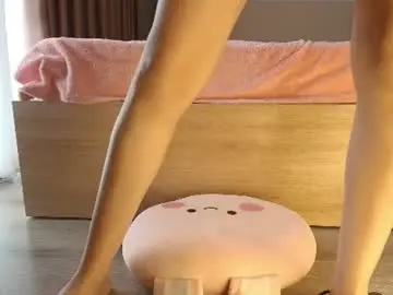 Chaturbate Live Porn of mina_moons