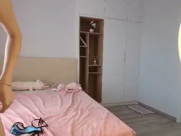 Chaturbate Live Porn of mina_moons