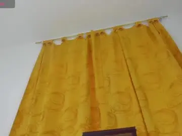Chaturbate Watch Live Sex Cams of nathalyts19