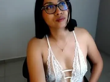 Chaturbate Live Sex Cam of pamy_assam_