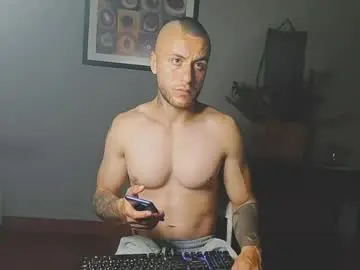 Chaturbate Nude Webcam of tomdavisxl