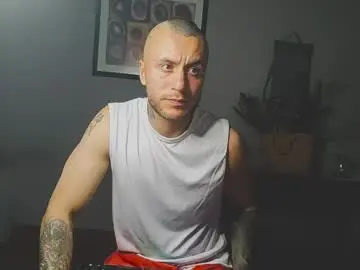 Chaturbate Best live sex cam show of tomdavisxl