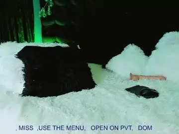 Chaturbate Live Sex Cam of alicebby_bigcock19