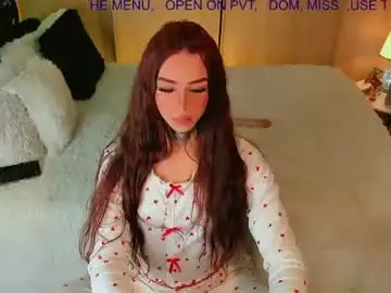 Chaturbate Live Sex Cam of alicebby_bigcock19