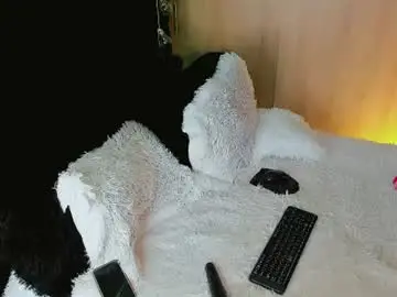 Chaturbate Live Sex of alicebby_bigcock19