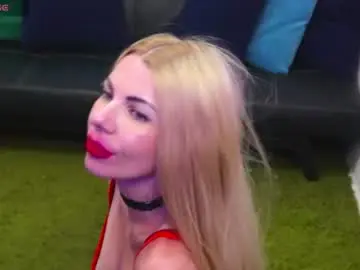 Chaturbate Live Sex Cam of alisaaleks