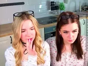 Chaturbate Live Porn of cloverfarewell