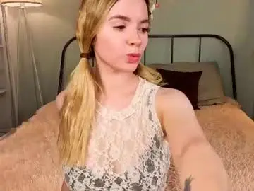 Chaturbate Live Sex of cloverfarewell