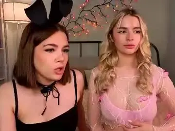 Chaturbate Watch Live Sex Cams of cloverfarewell