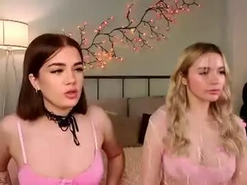 Chaturbate Adult Webcams of cloverfarewell