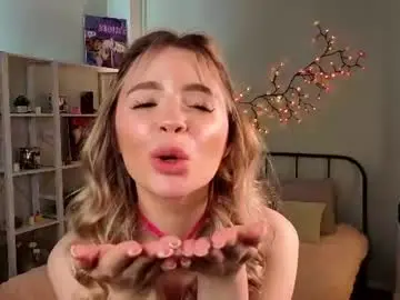 Chaturbate Live Sex of cloverfarewell