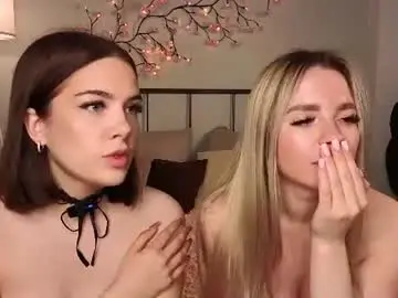 Chaturbate Nude Webcam of cloverfarewell