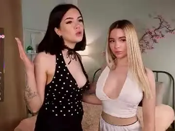Chaturbate Adult Webcams of cloverfarewell