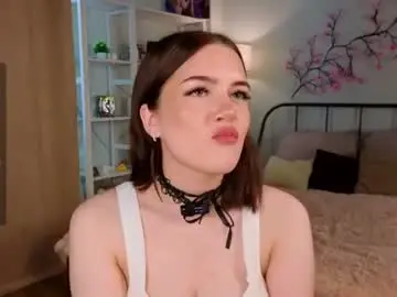 Chaturbate Live Sex Cam of cloverfarewell