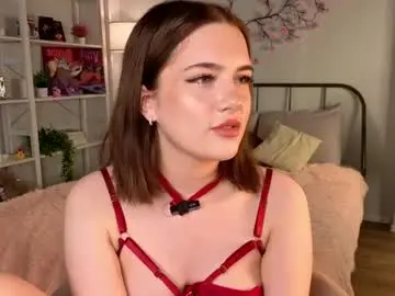 Chaturbate Live Sex Cam of cloverfarewell