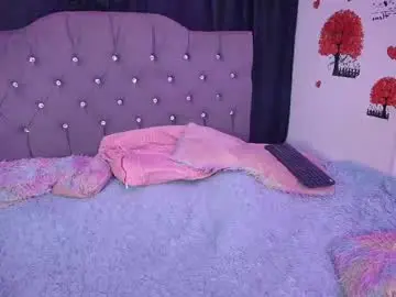 Chaturbate Live Sex Cam of electra_queen1