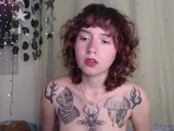 Chaturbate Free Porn Cam of violet_bluee