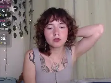 Chaturbate Live Sex Cam of violet_bluee