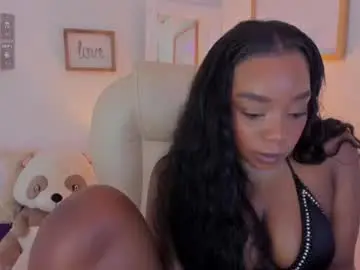 Chaturbate Nude Webcam of zobe_love