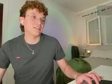 Chaturbate Private Sex Chat of anddres_boss