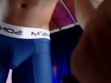 Chaturbate Live Porn of elion_kai1