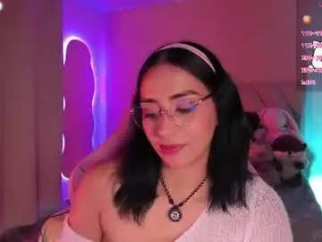 Chaturbate Live Sex Cam of lucianacarter