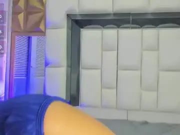 Chaturbate Best live sex cam show of stefanny_lopez19