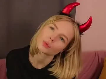 Chaturbate Live Sex of gwenkevwitch