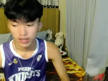 Chaturbate Live Sex Cam of jemart_urnaughtboy