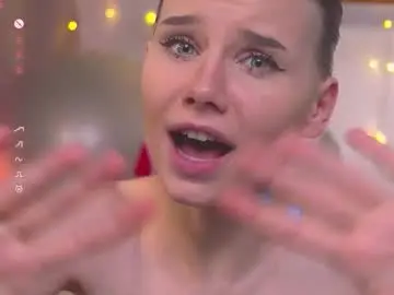 Chaturbate Nude Webcam of happynewdear