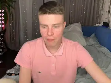 Chaturbate Watch Live Sex Cams of holy_eggs_00