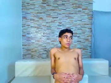 Chaturbate Sex Cam of kinkyhousexxx