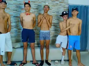 Chaturbate Live Sex Cam of kinkyhousexxx