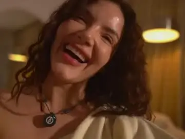 Chaturbate Live Sex Cam of nadia_bliss