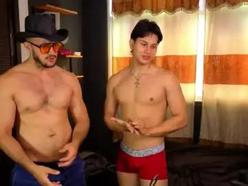 Chaturbate Live Sex Cam of teddybear_07